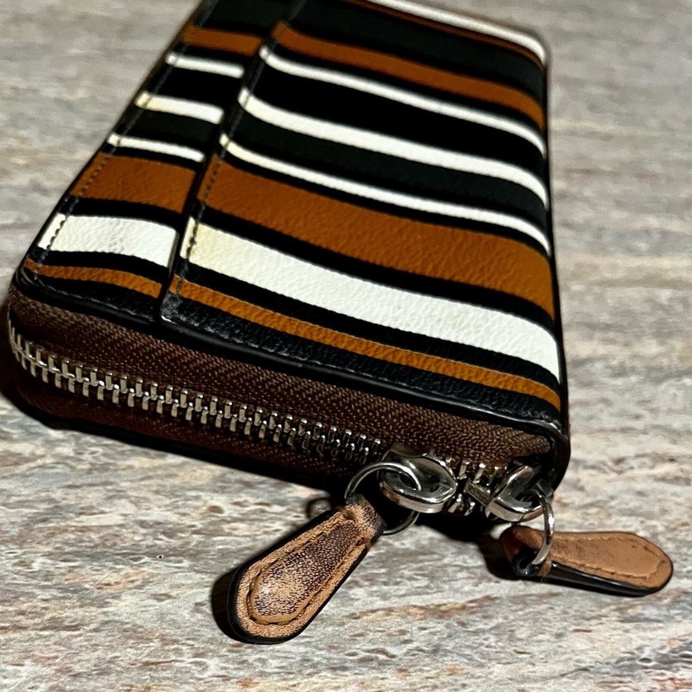 Coach striped zippered wallet - Picture 7 of 16
